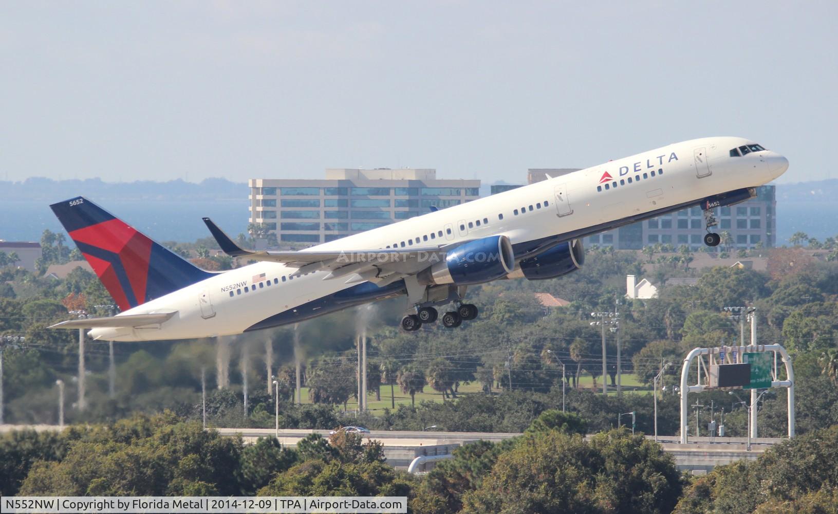 N552NW, 2001 Boeing 757-251 C/N 26499, Delta