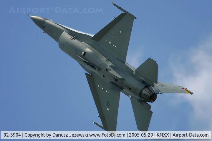 92-3904, 1992 Lockheed F-16C Fighting Falcon C/N CC-146, F-16CJ Fighting Falcon 92-3904 SW from 77th FS 