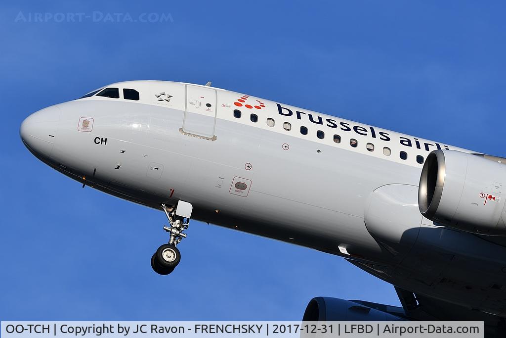 OO-TCH, 2003 Airbus A320-214 C/N 1929, SN3837 medical emergency landing runway 23