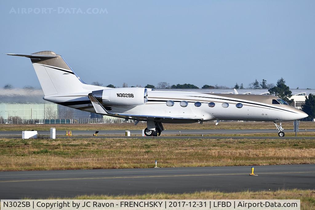N302SB, 1999 Gulfstream Aerospace G-IV C/N 1369, landing runway 23