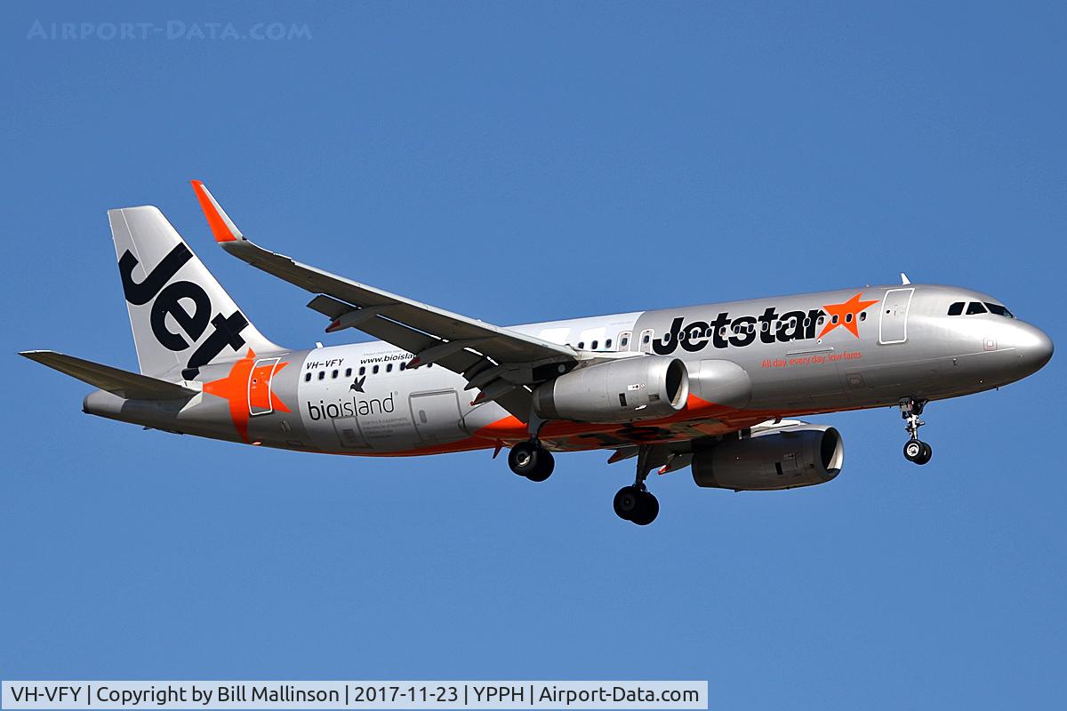 VH-VFY, 2014 Airbus A320-232 C/N 6362, FINALS TO 21