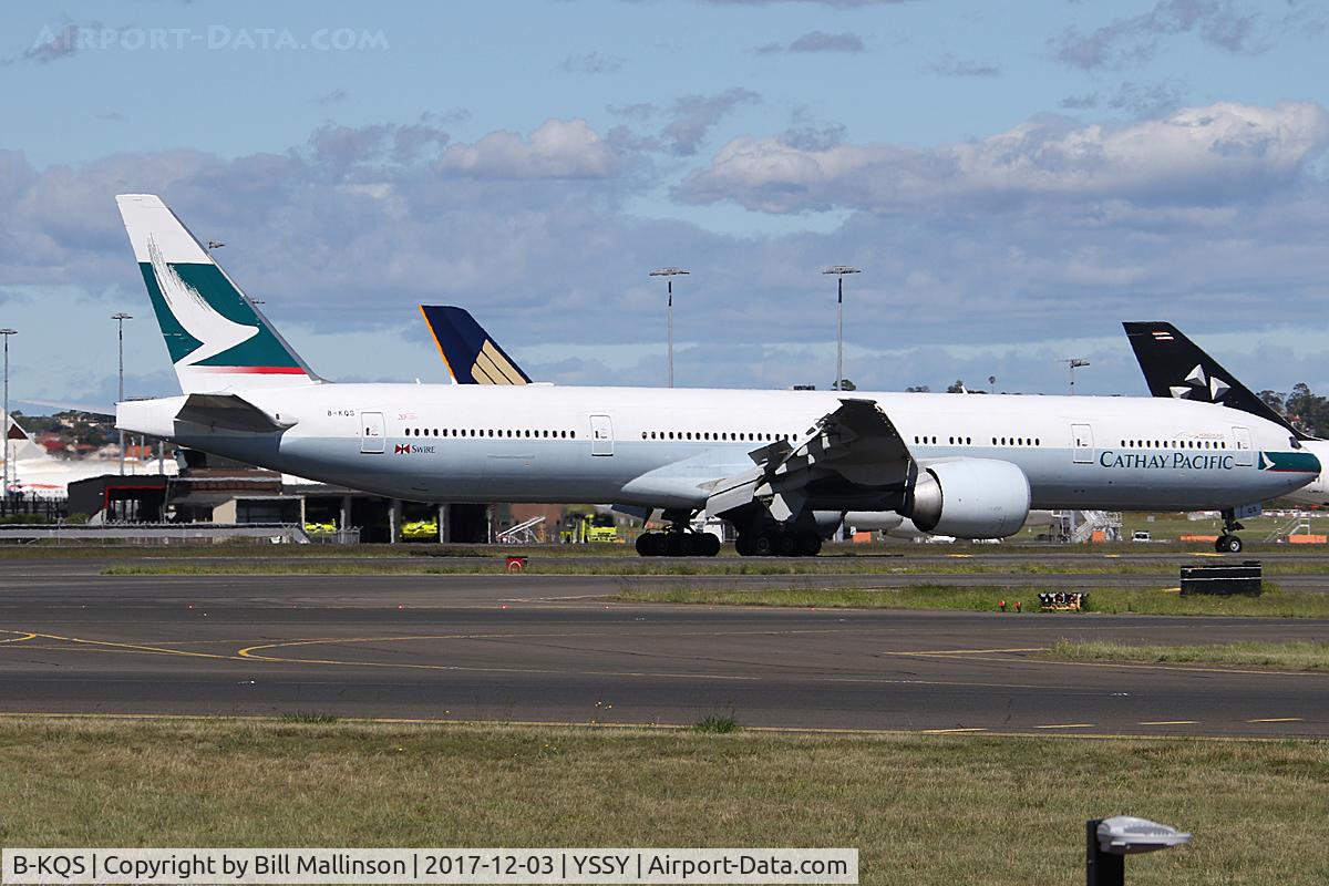 B-KQS, 2014 Boeing 777-367/ER C/N 42144, TAXIING FROM 34L