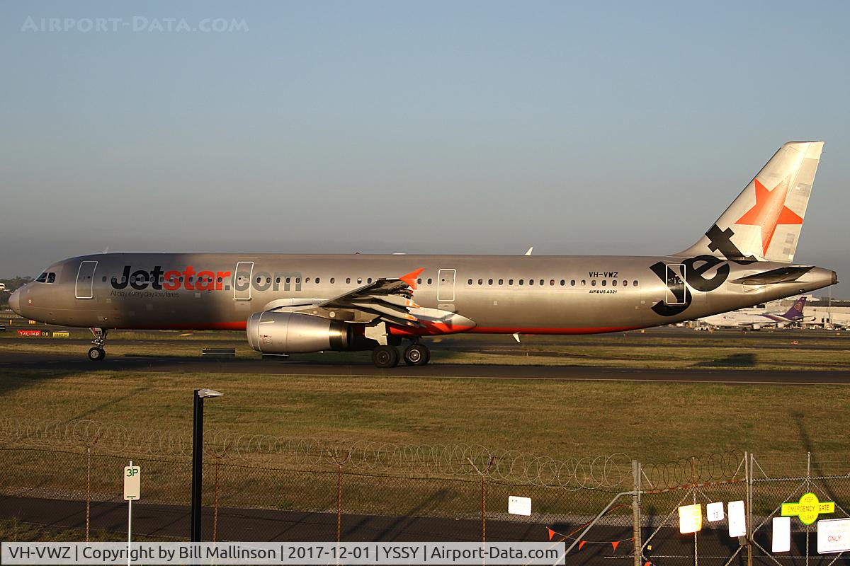 VH-VWZ, 2000 Airbus A321-231 C/N 1195, TAXI TO 34R