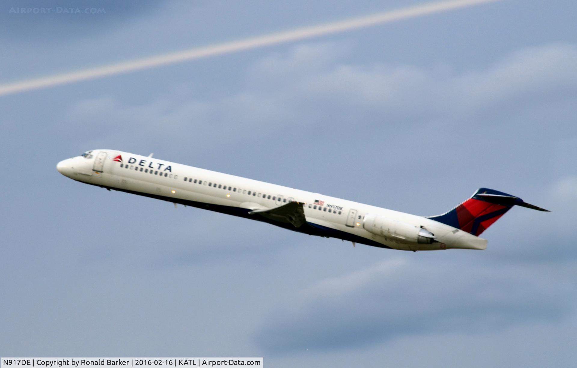 N917DE, 1993 McDonnell Douglas MD-88 C/N 49958, Takeoff Atlanta
