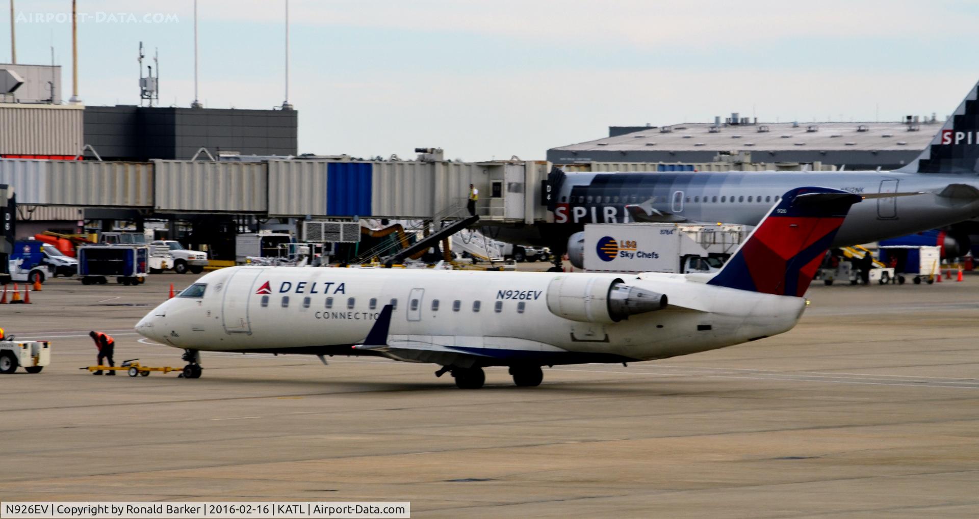 N926EV, 2003 Bombardier CRJ-200ER (CL-600-2B19) C/N 7843, Pushback Atlanta