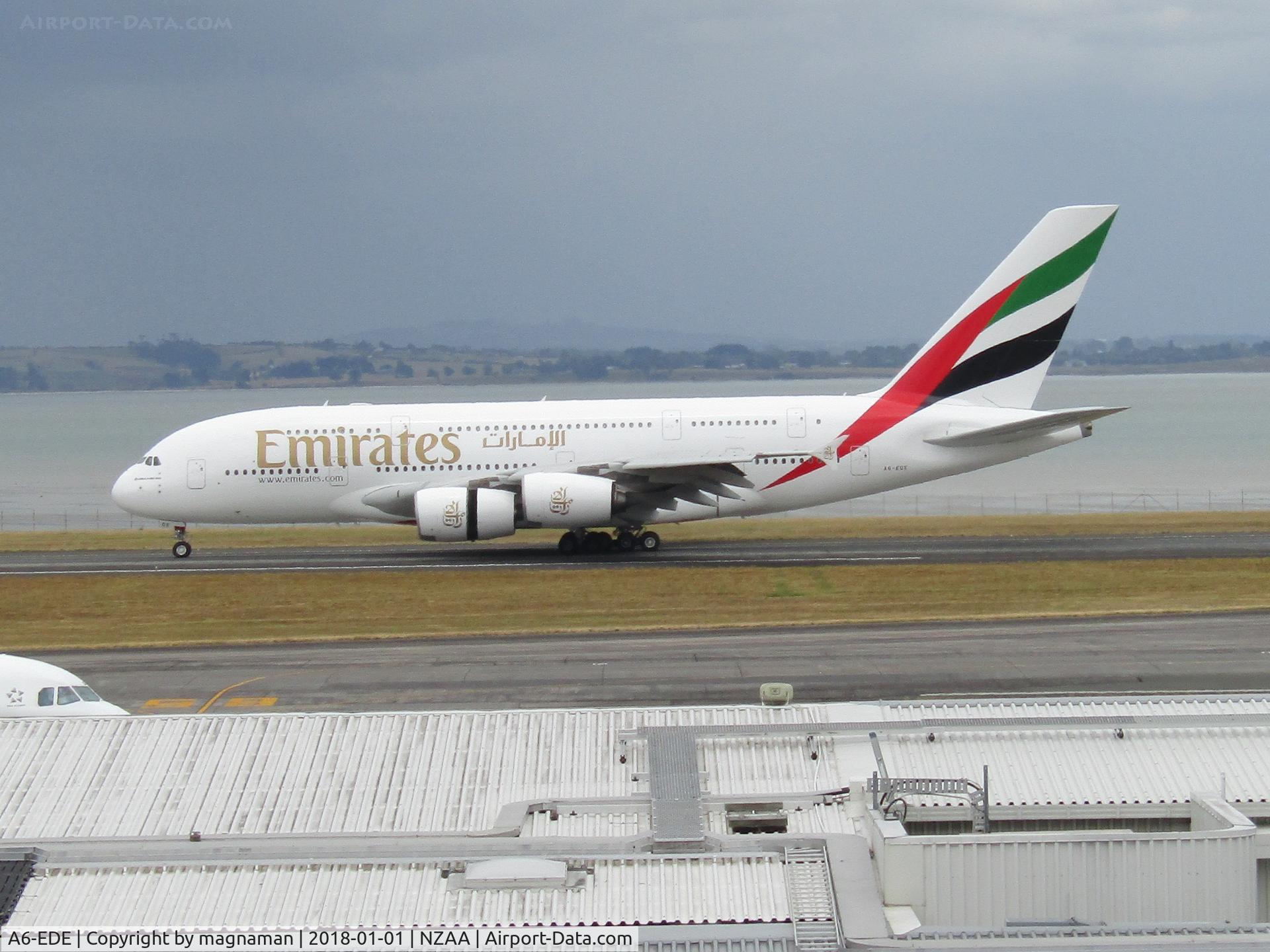 A6-EDE, 2008 Airbus A380-861 C/N 017, just landed