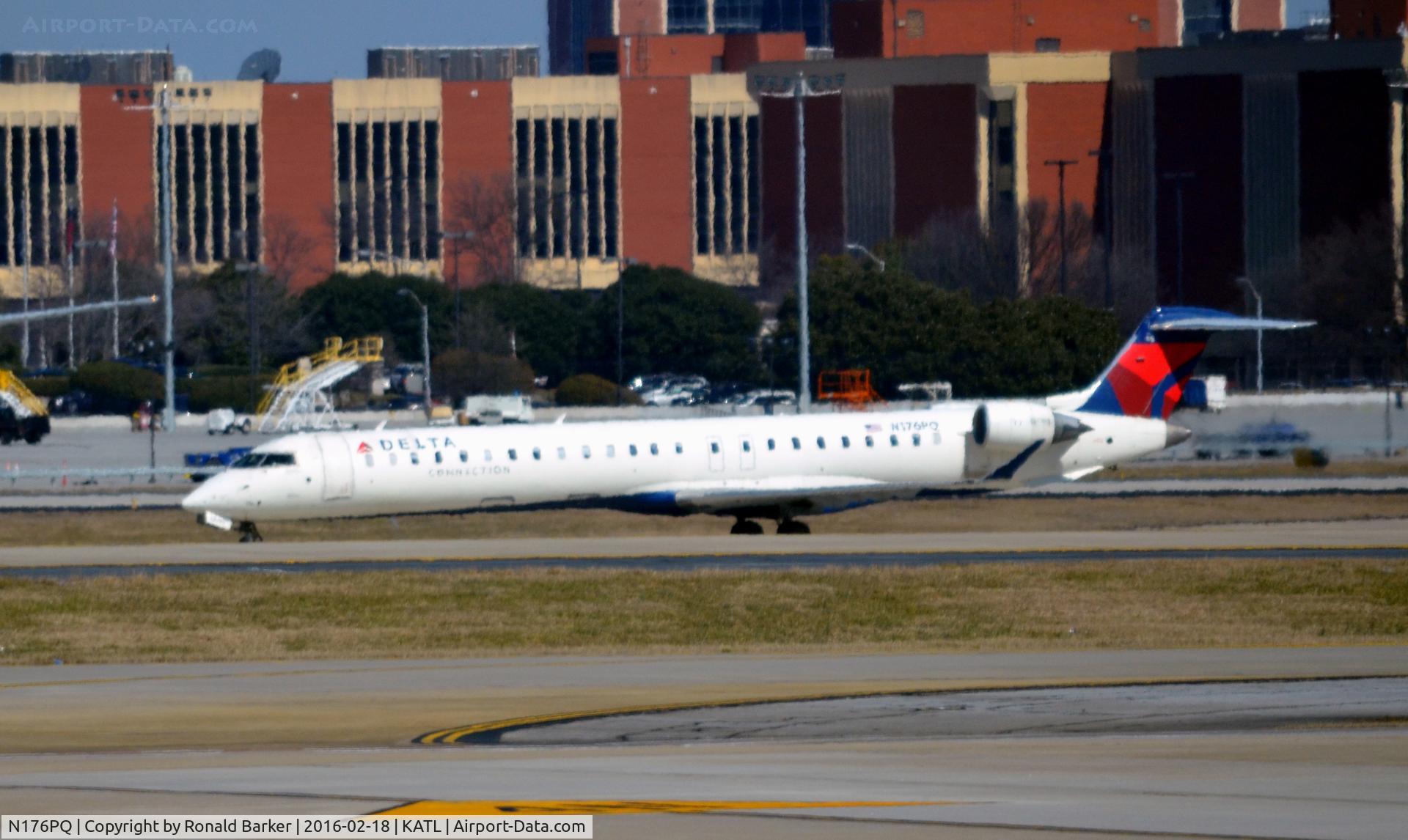 N176PQ, 2008 Bombardier CRJ-900ER (CL-600-2D24) C/N 15176, Taxi Atlanta