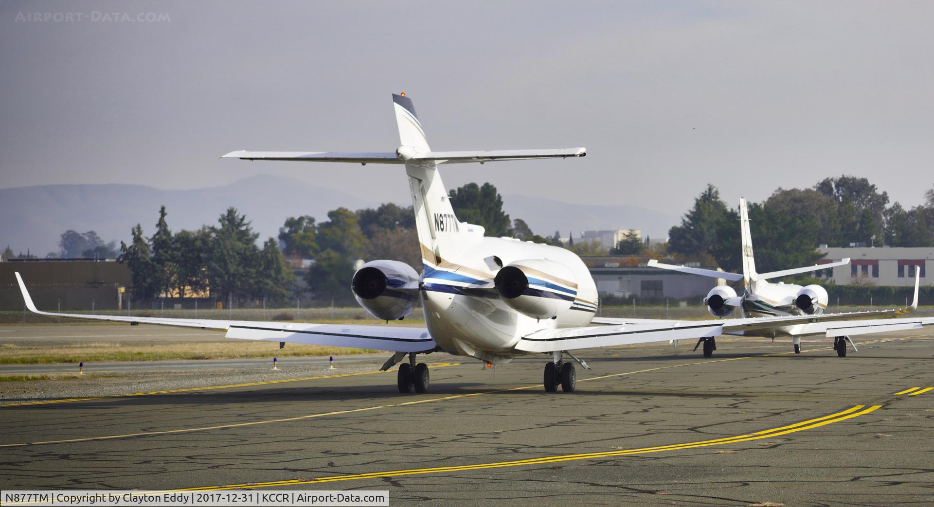 N877TM, 2001 Raytheon Hawker 800XP C/N 258542, Buchanan Field Concord California 2017.