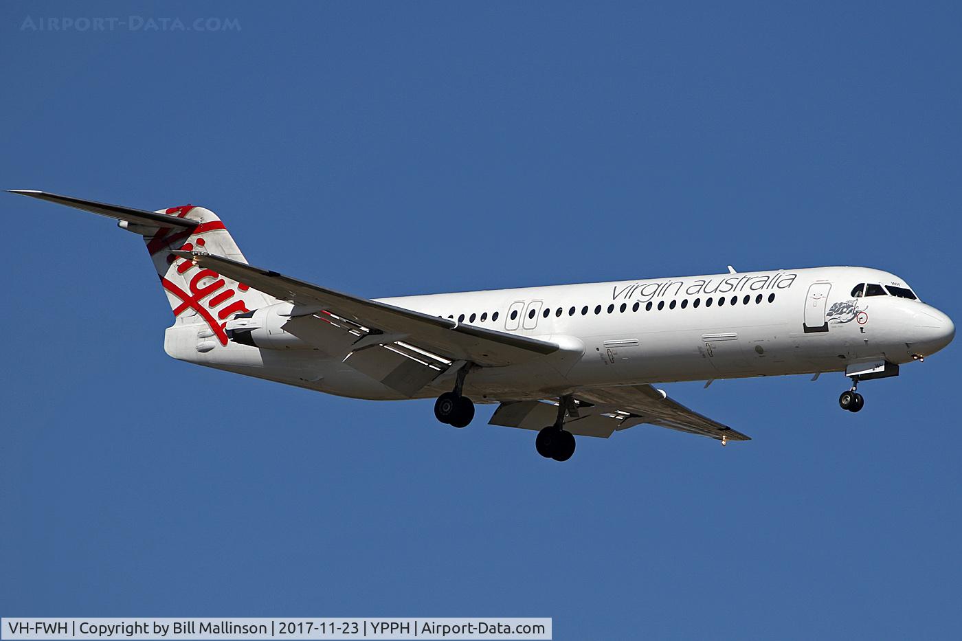 VH-FWH, 1990 Fokker 100 (F-28-0100) C/N 11316, FINALS TO 2 1