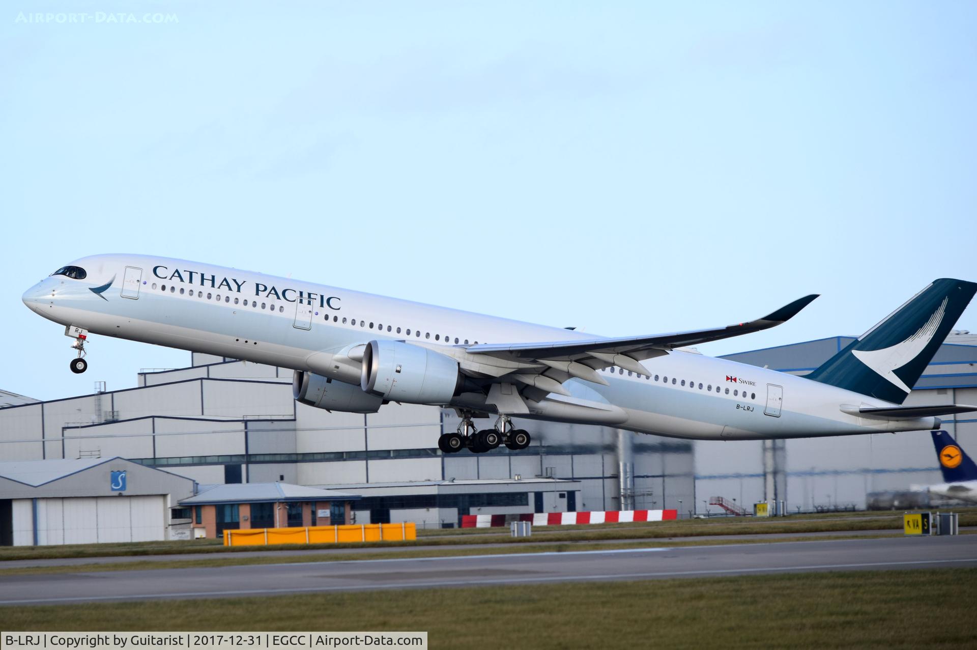 B-LRJ, 2016 Airbus A350-941 C/N 061, At Manchester