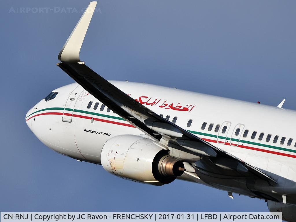CN-RNJ, 1998 Boeing 737-8B6 C/N 28980, AM793 take off runway 23 to Casablanca