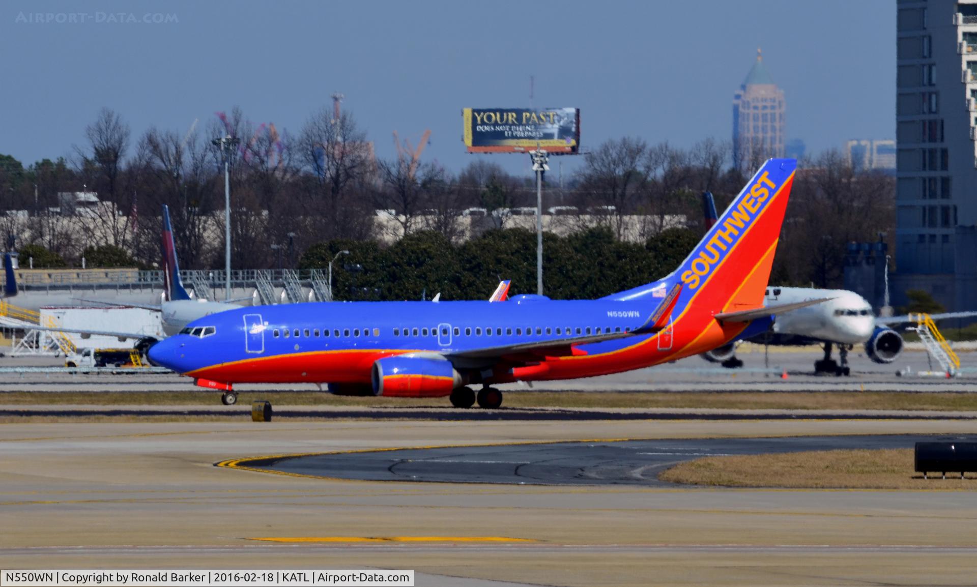 N550WN, 2001 Boeing 737-76Q C/N 30279, Taxi Atlanta
