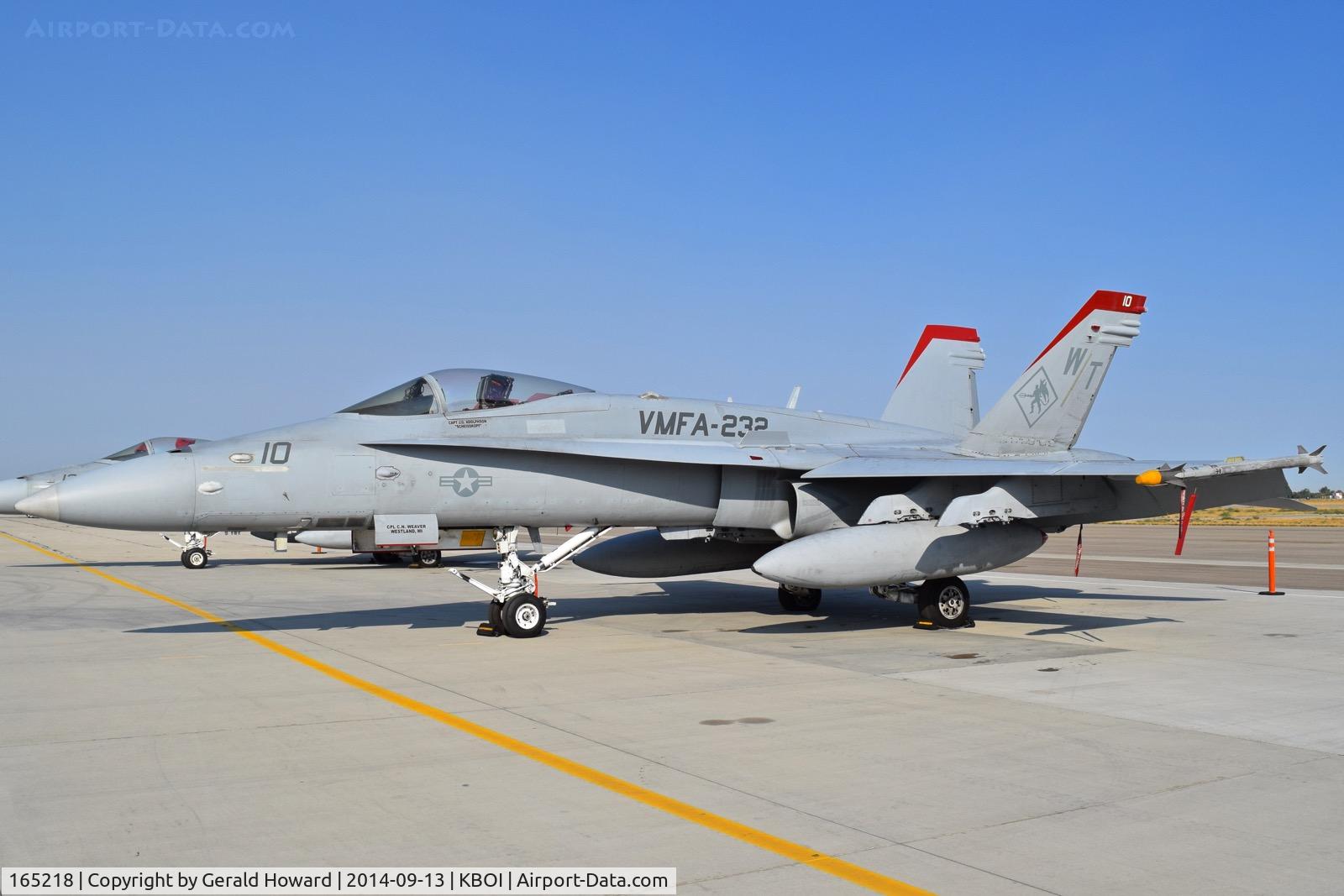 165218, McDonnell Douglas F/A-18C Hornet C/N 1398/C443, VMFA-232 “Red Devils”, NAS Miramar, CA.