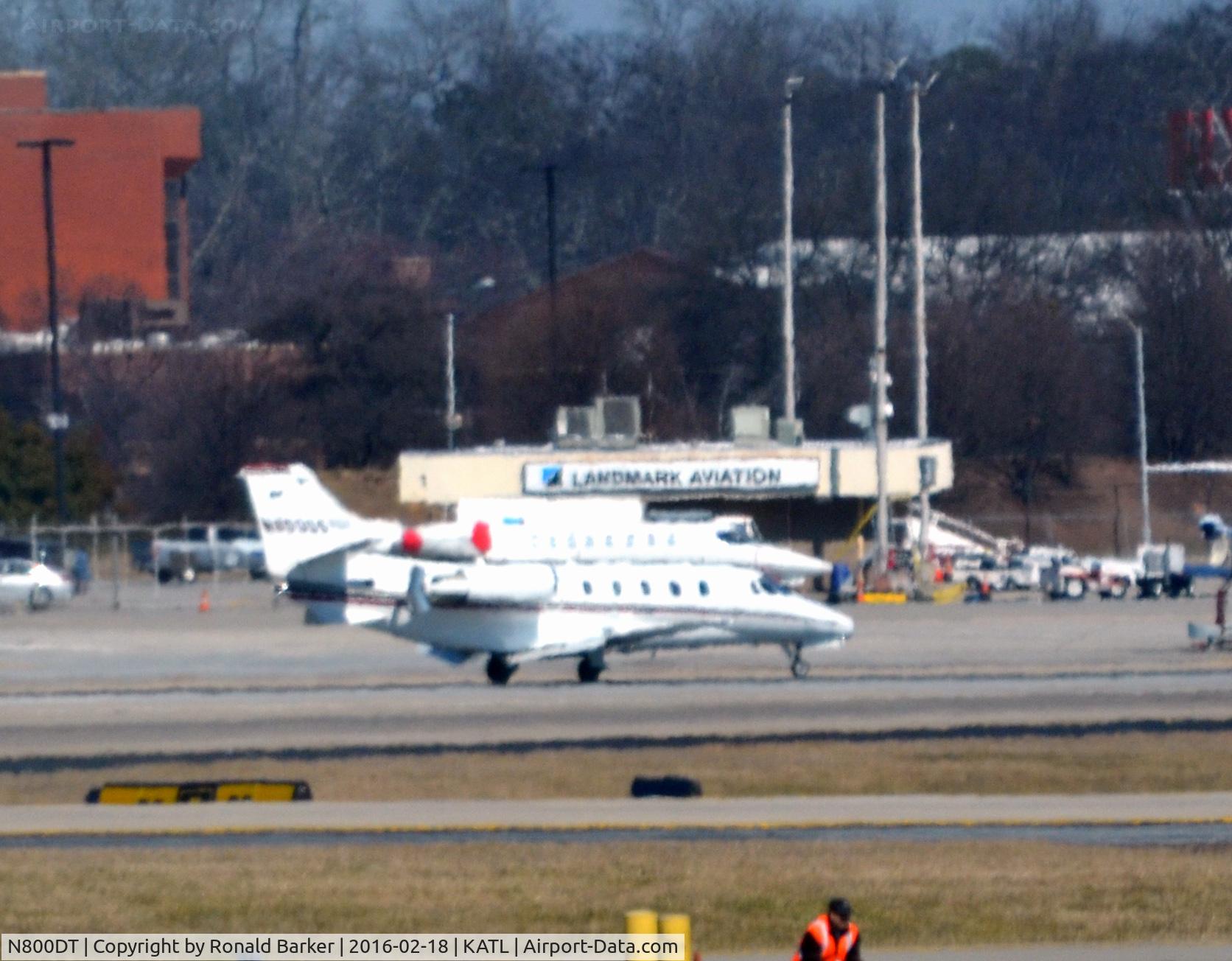N800DT, 1994 Cessna 525 CitationJet CJ1 C/N 525-0092, Landing Atlanta