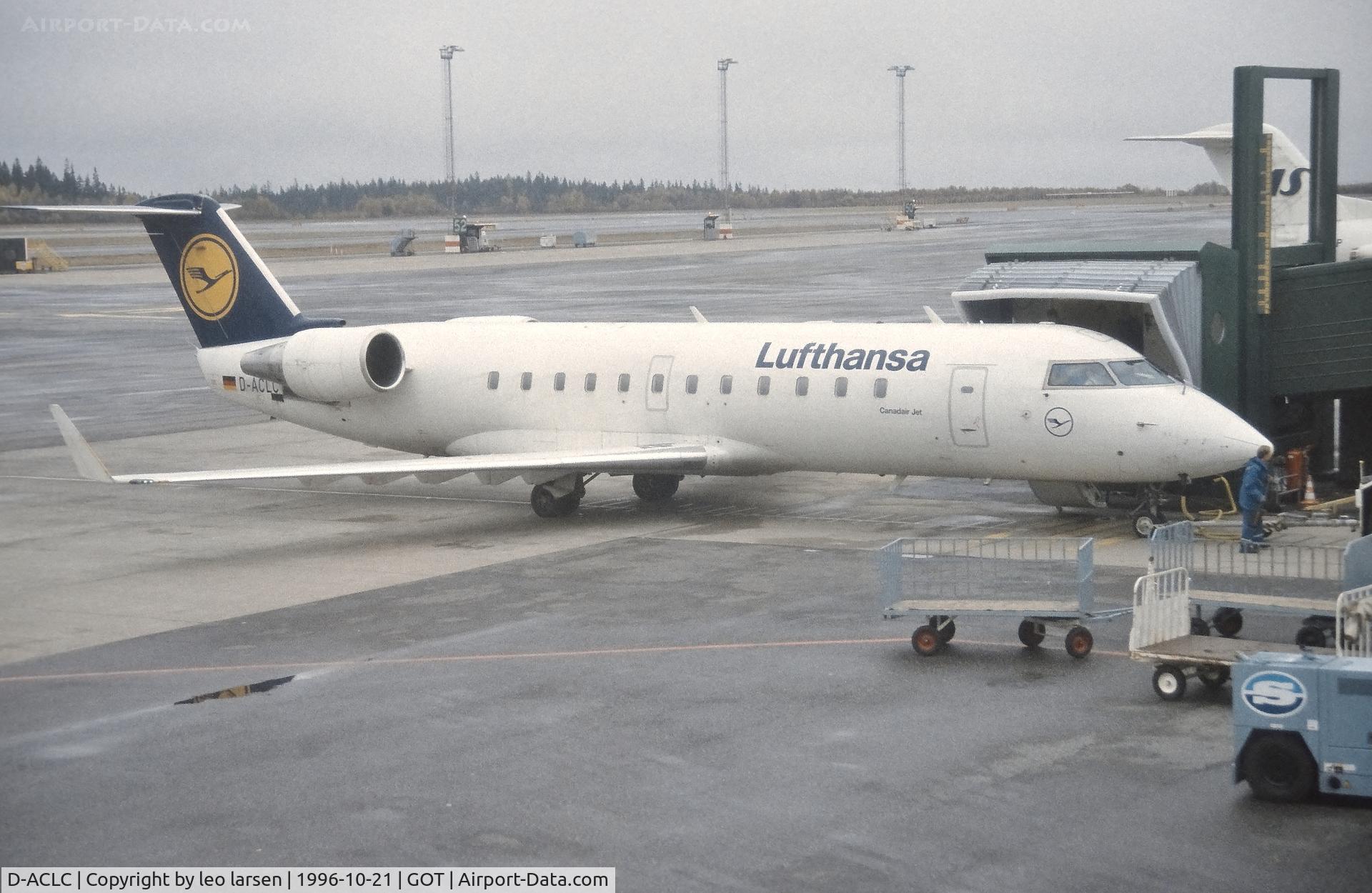 D-ACLC, 1992 Canadair CRJ-200LR (CL-600-2B19) C/N 7006, Gotenborg 21.10.1996