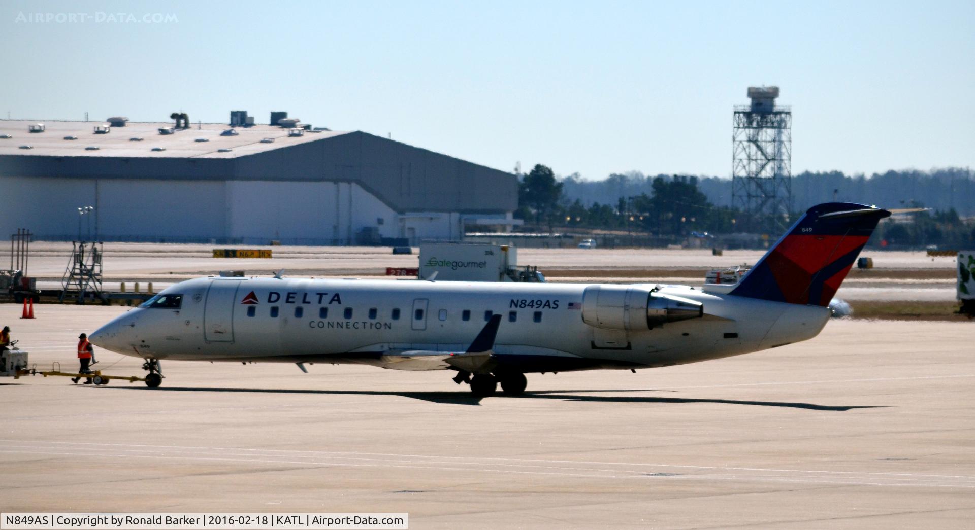 N849AS, 1999 Bombardier CRJ-200ER (CL-600-2B19) C/N 7347, Pushback Atlanta
