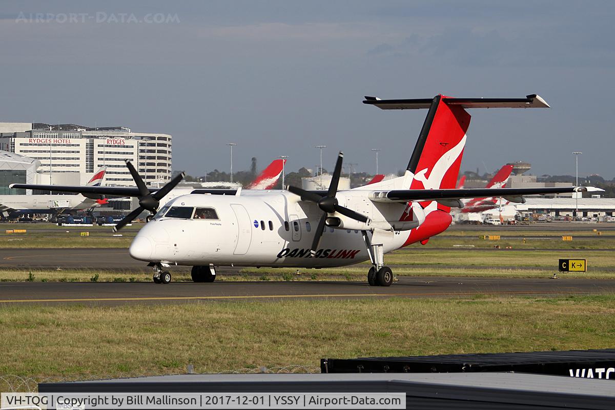 VH-TQG, 1996 De Havilland Canada DHC-8-201 Dash 8 C/N 430, TAXI TO 34R