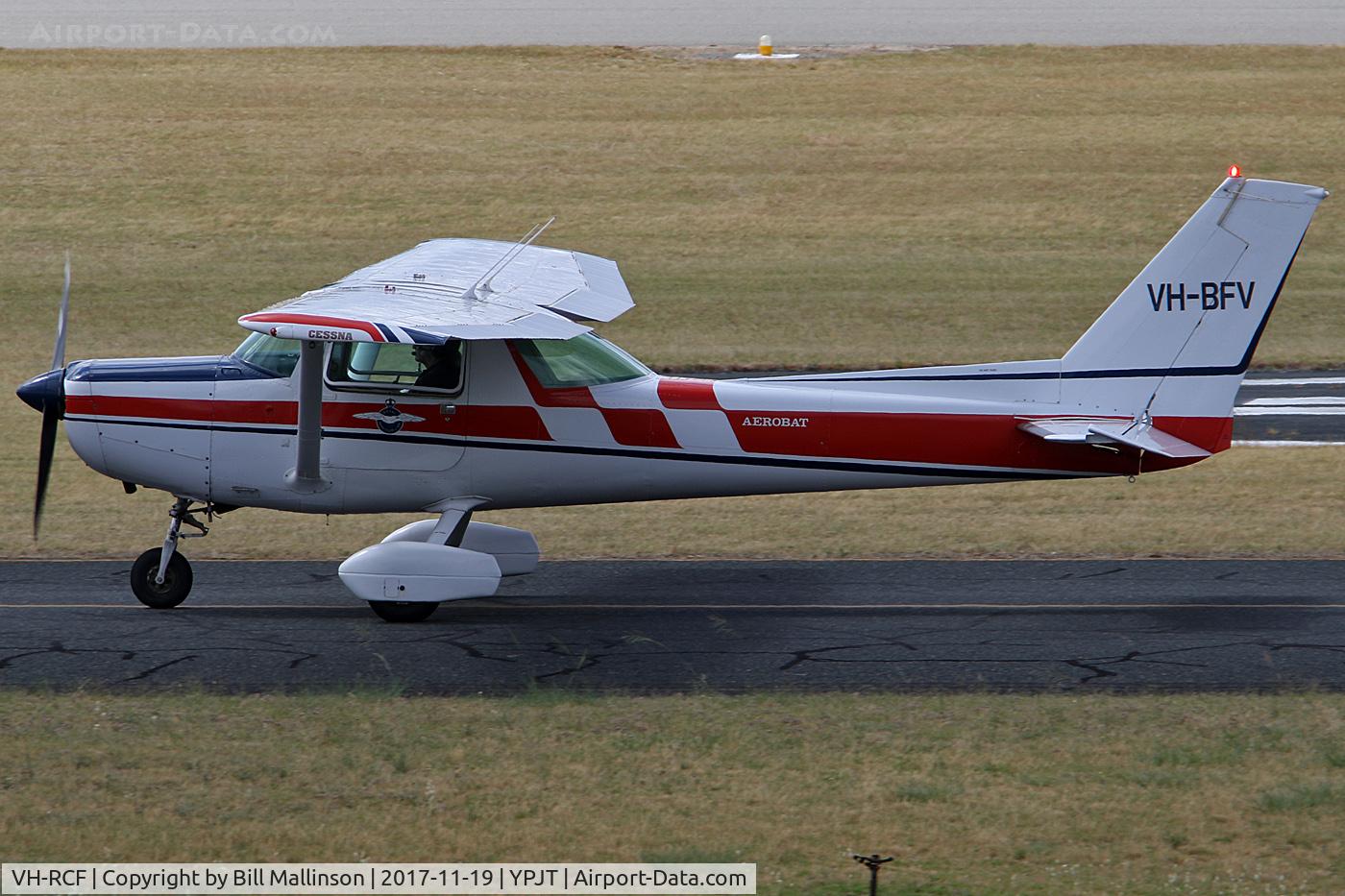 VH-RCF, 1980 Cessna A152 Aerobat C/N A1520962, TAXIING