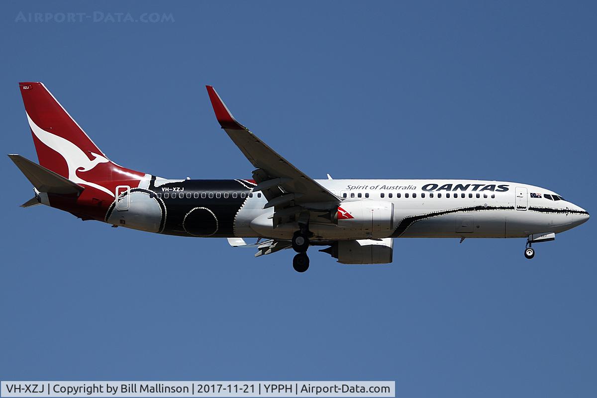VH-XZJ, 2013 Boeing 737-838 C/N 39365, FINALS TO 2 1