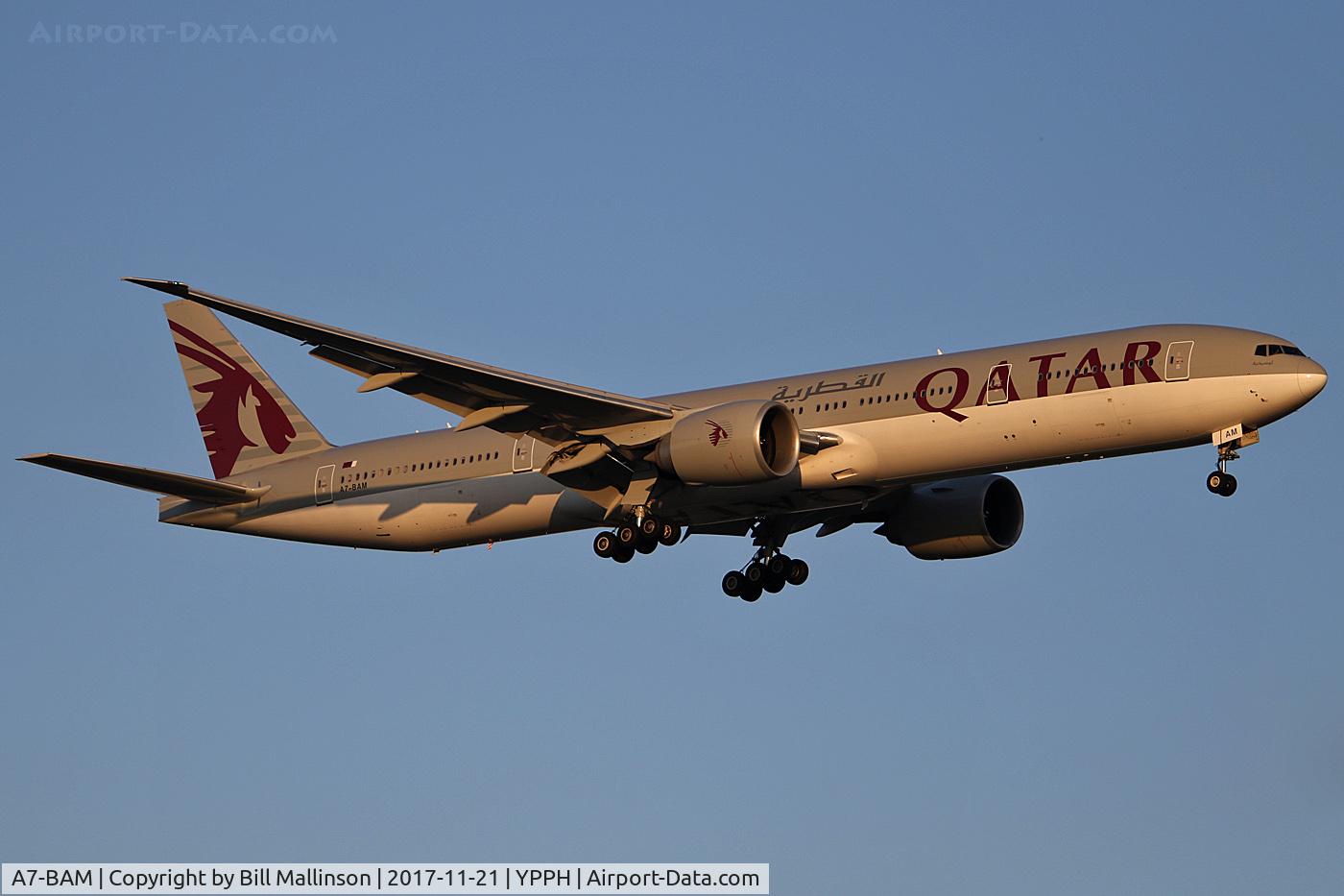 A7-BAM, 2011 Boeing 777-3DZ/ER C/N 38245, FINALS TO 2 1