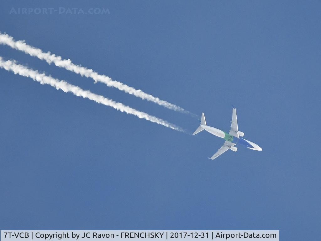 7T-VCB, 2011 Boeing 737-8ZQ C/N 40885, TASSILI DTH3013 Overflying ordeaux city Nantes Atlantique to Alger