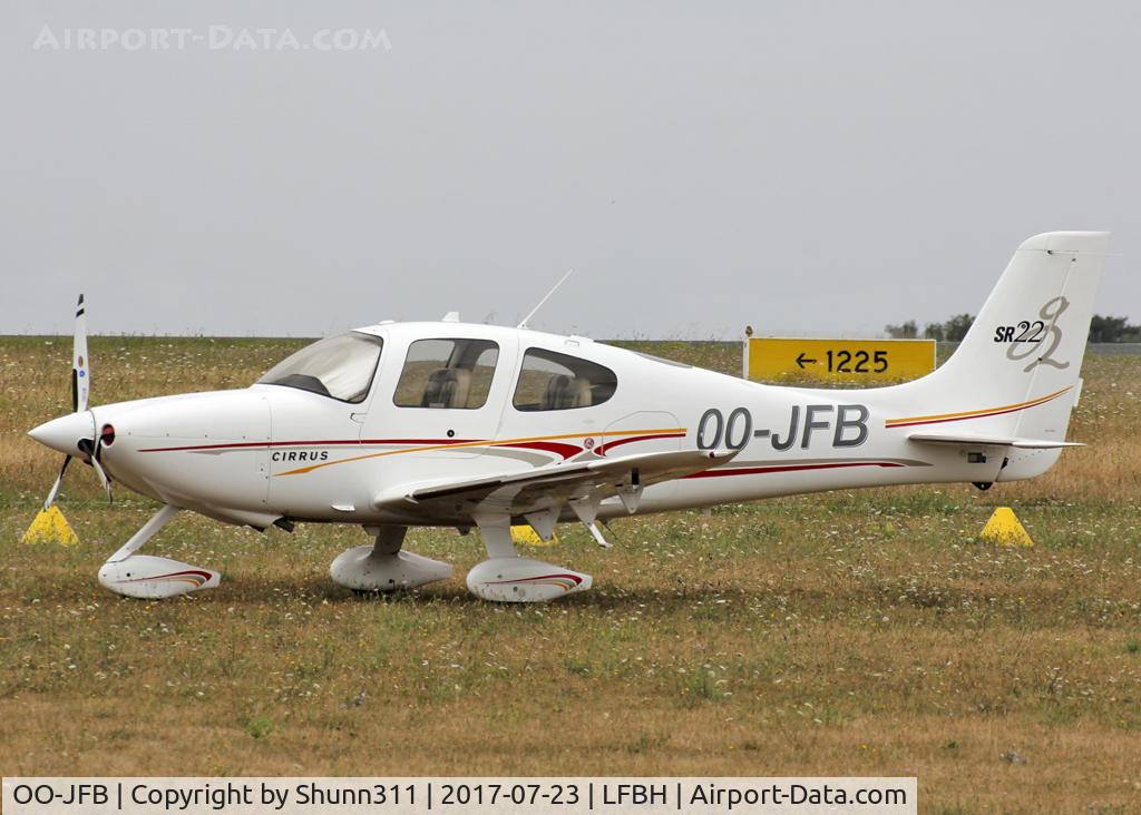 OO-JFB, 2004 Cirrus SR22 G2 C/N 0920, Parked at the General Aviation area...