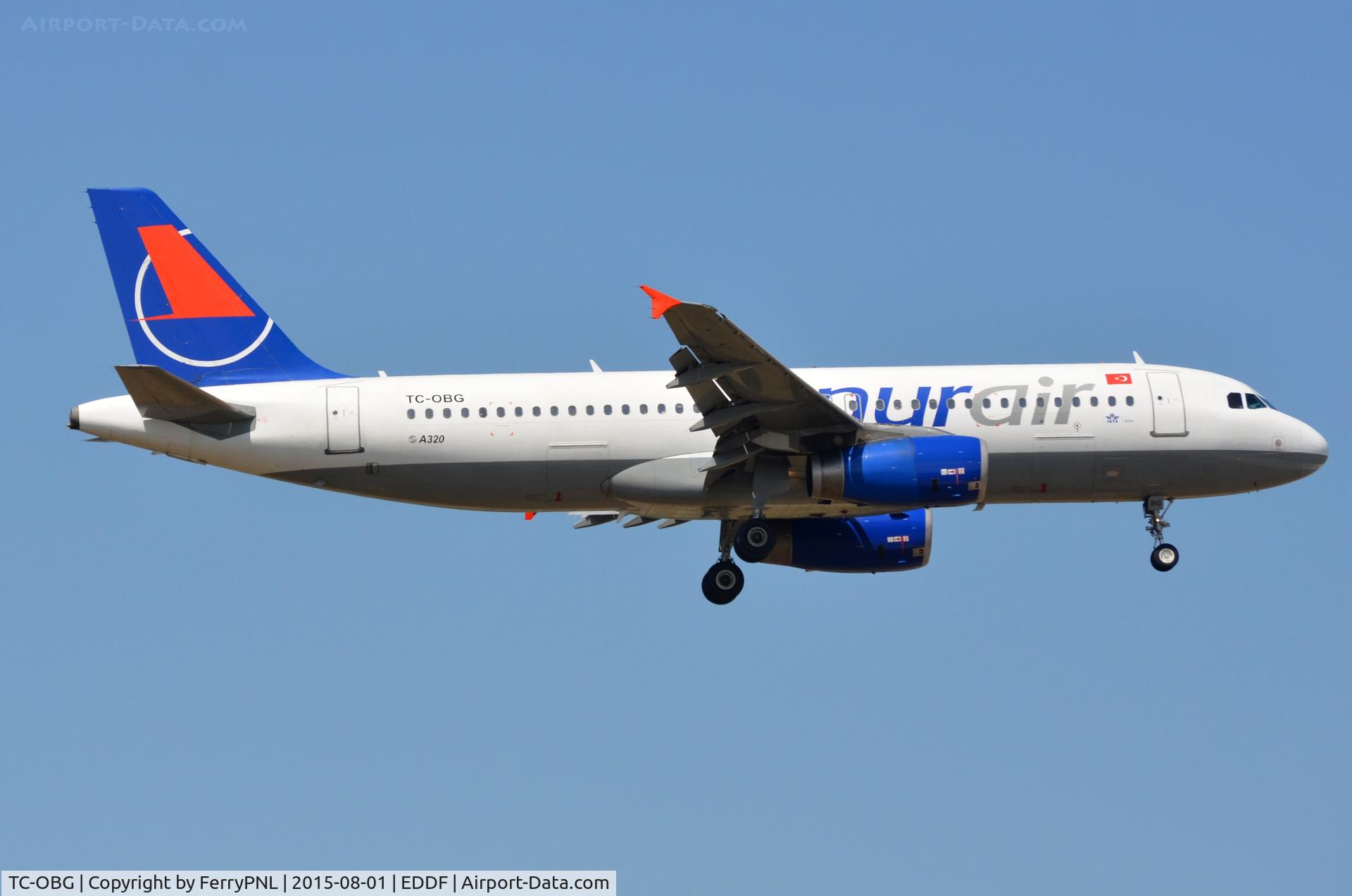 TC-OBG, 1996 Airbus A320-233 C/N 916, Onur A320 landing
