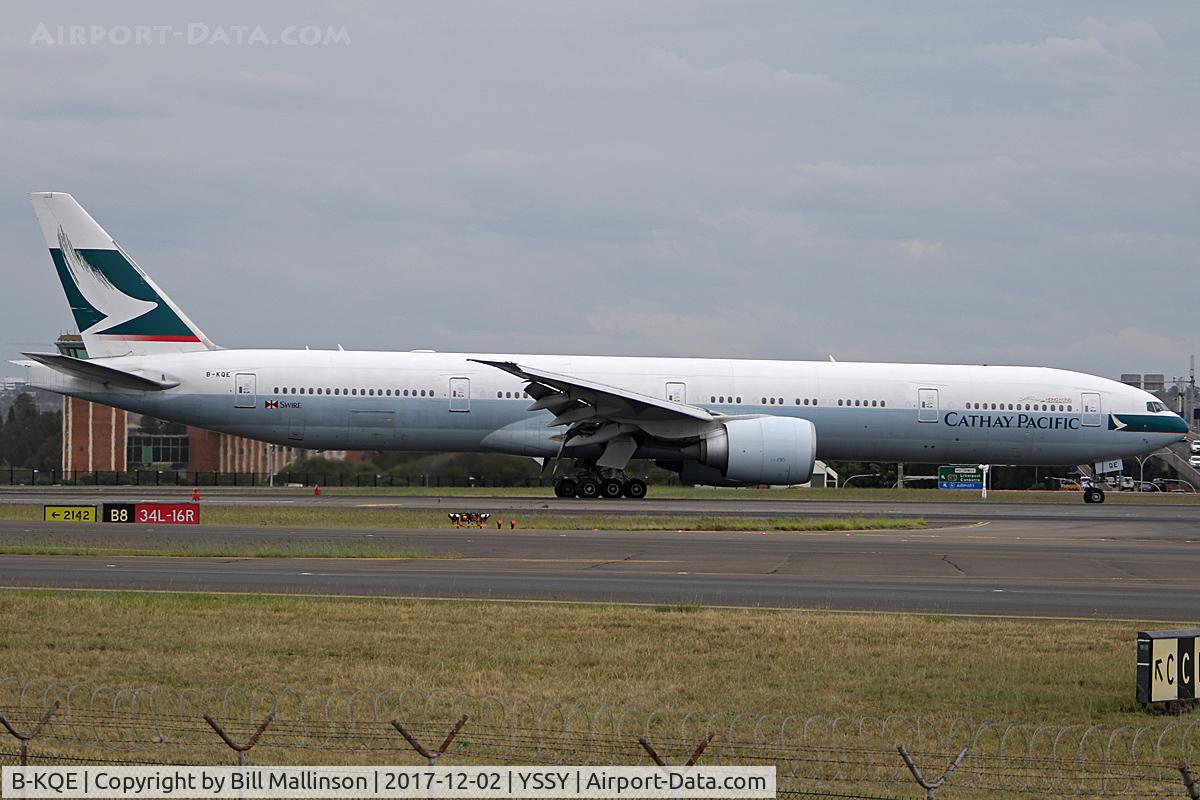 B-KQE, 2013 Boeing 777-367/ER C/N 41432, TAXI FROM 34L