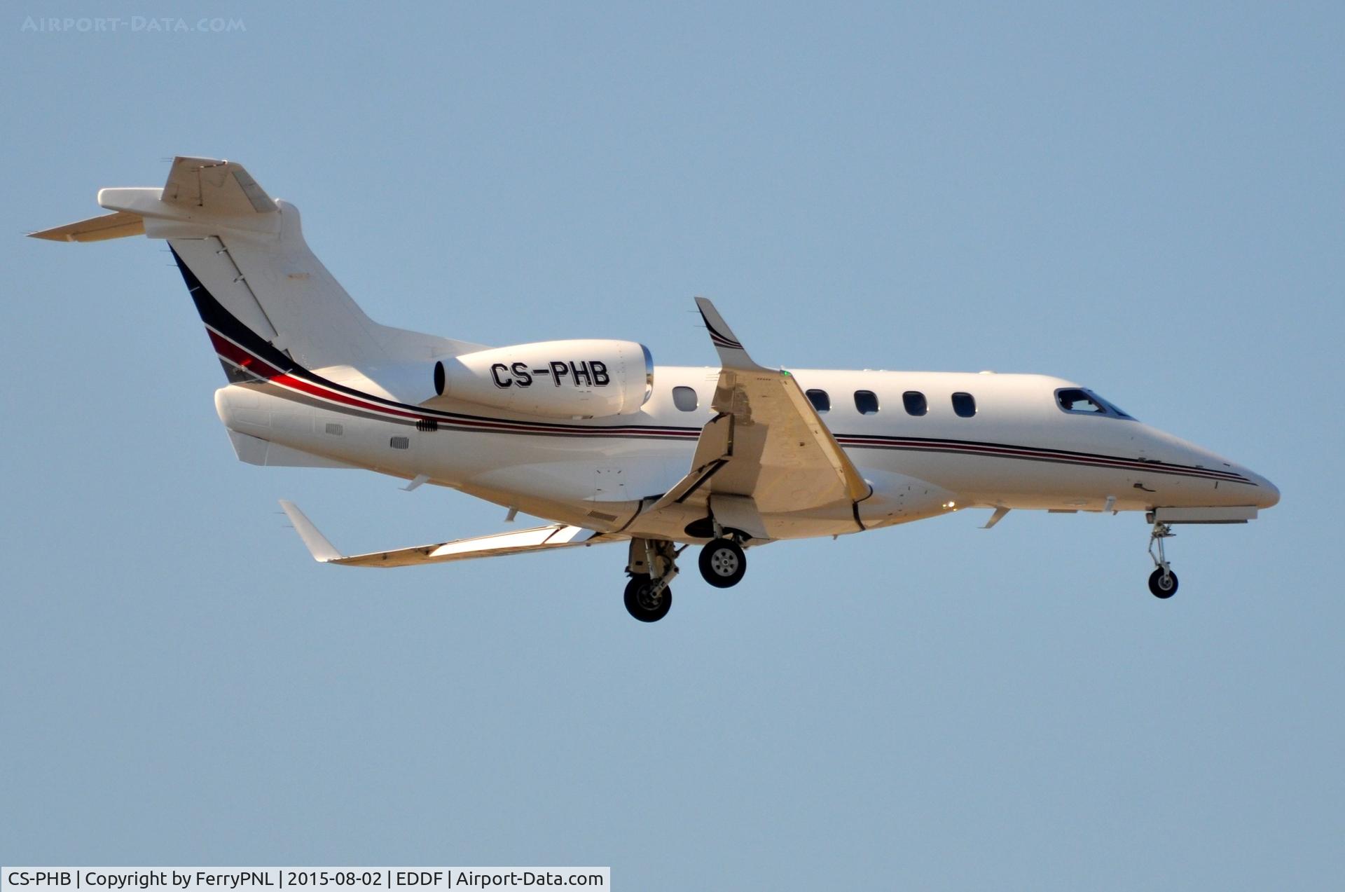 CS-PHB, 2014 Embraer EMB-505 Phenom 300 C/N 50500209, Netjets EMB505 arriving