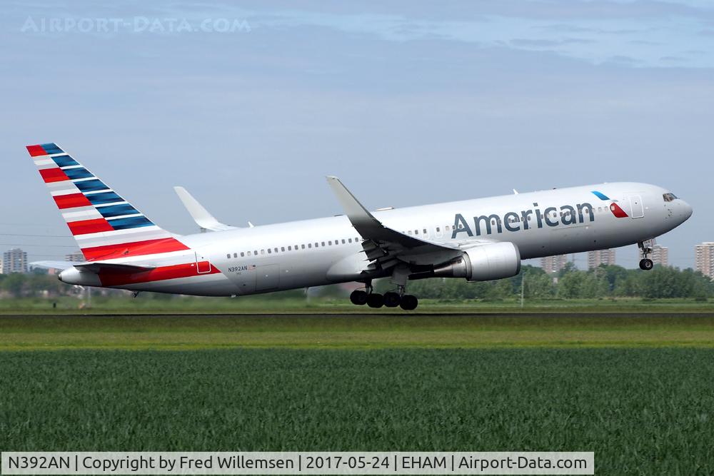 N392AN, 1998 Boeing 767-323 C/N 29429, AMERICAN