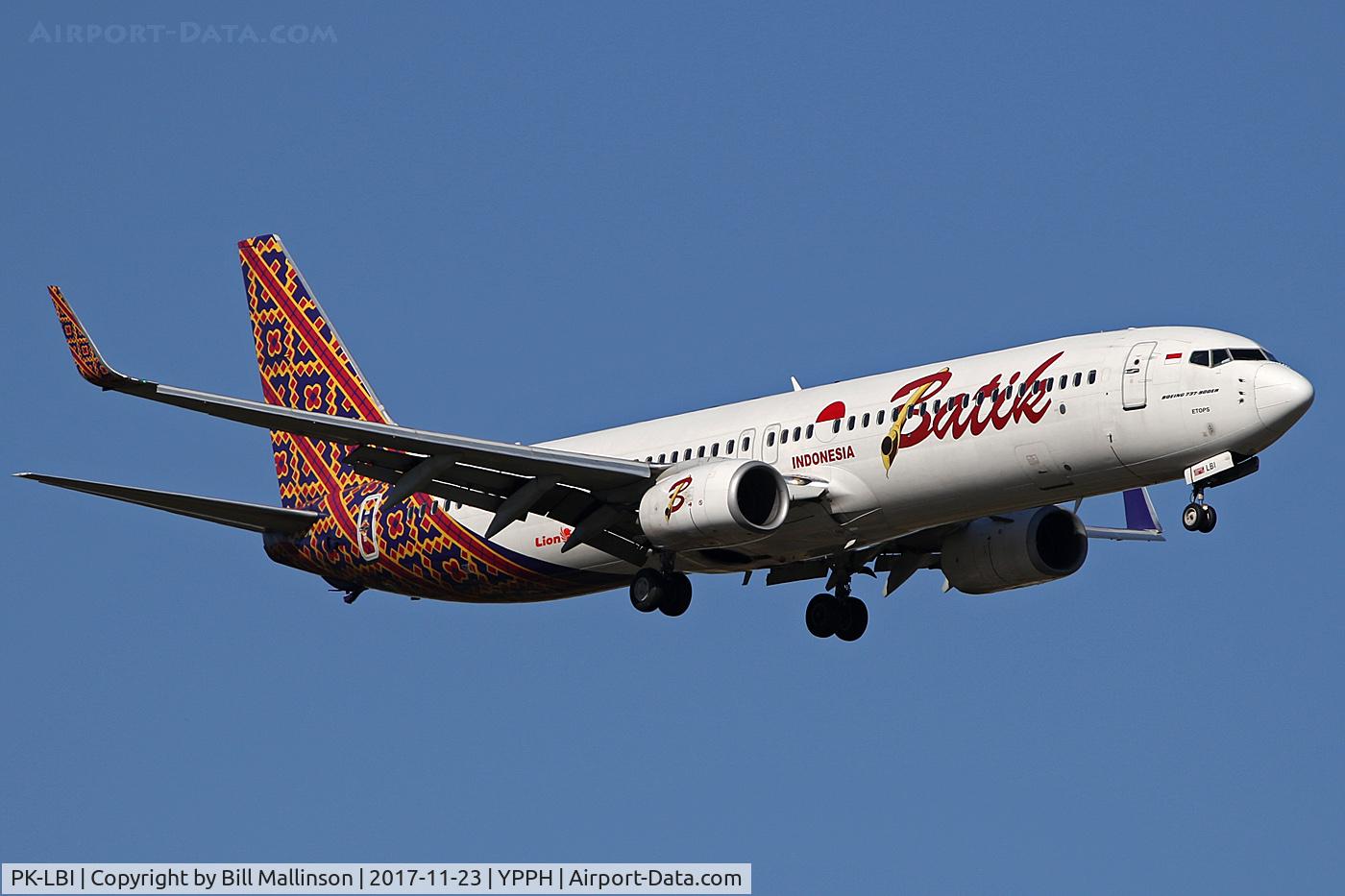 PK-LBI, 2013 Boeing 737-9GP/ER C/N 38743, FINALS TO 21
