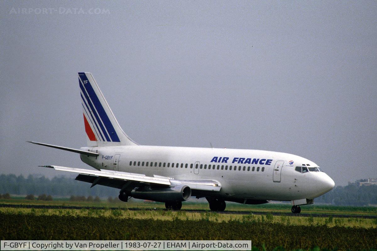 F-GBYF, 1983 Boeing 737-228 C/N 23005, Air France Boeing 737-228 landing at Schiphol airport, the Netherlands, 1983