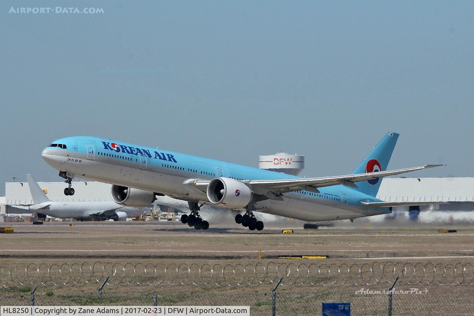 HL8250, 2012 Boeing 777-3B5/ER C/N 37650, Departing DFW Airport