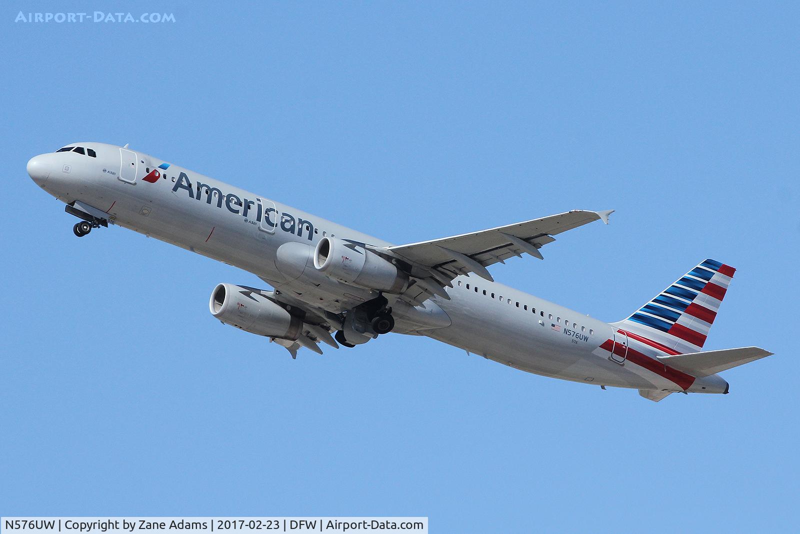 N576UW, 2014 Airbus A321-231 C/N 6027, Departing DFW Airport
