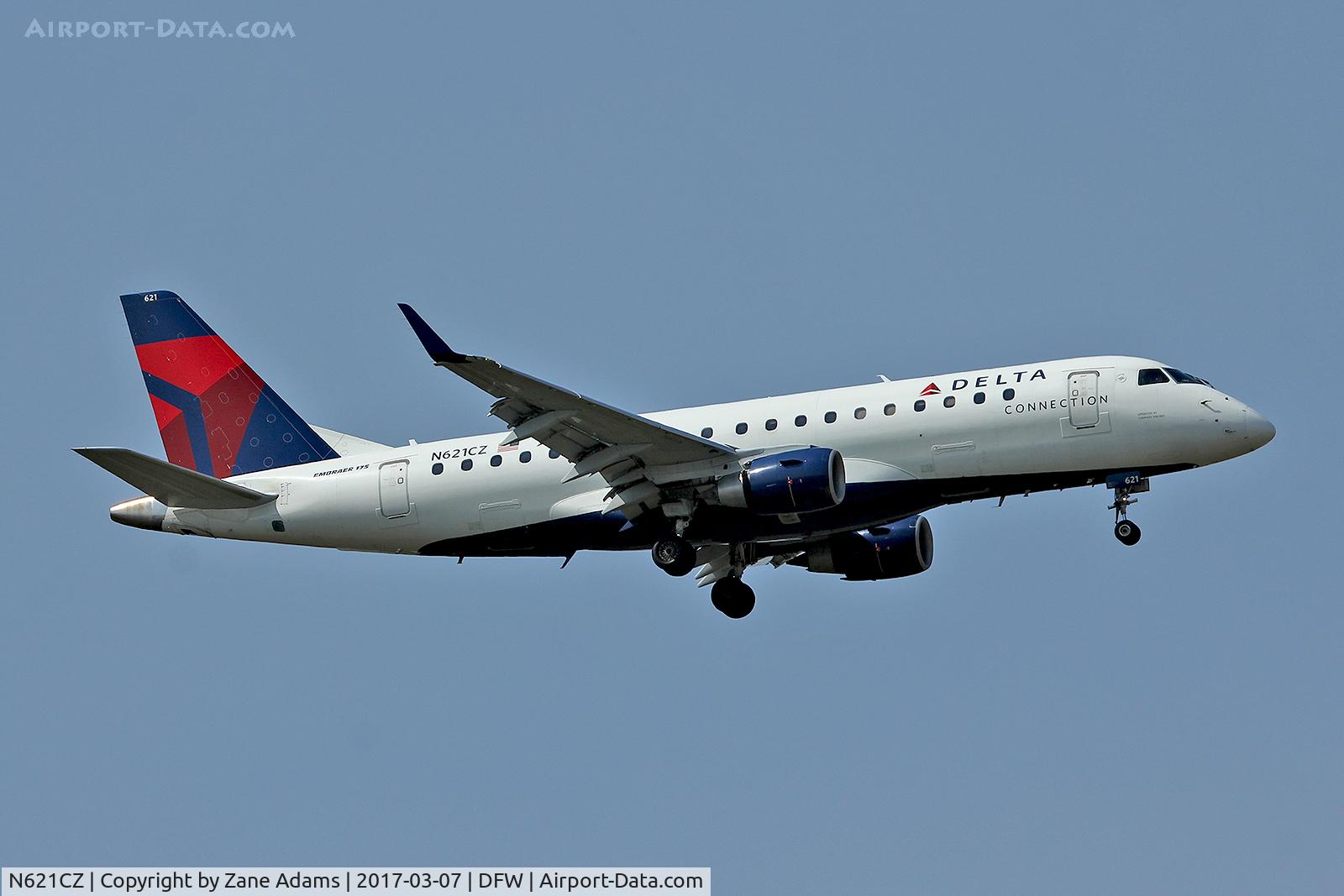 N621CZ, 2008 Embraer 175LR (ERJ-170-200LR) C/N 17000218, Arriving at DFW Airport