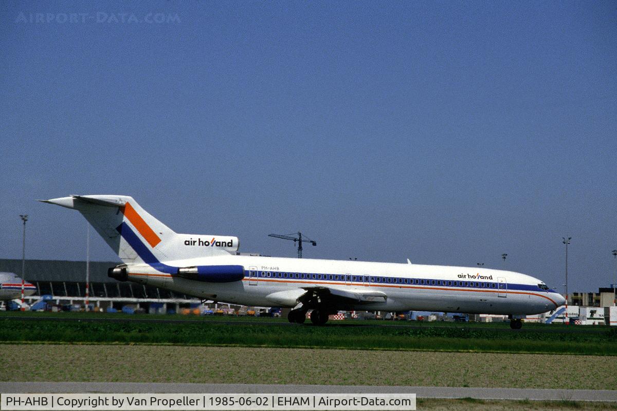 PH-AHB, 1973 Boeing 727-2H3 C/N 20739, Air Holland Boeing 727-2H3 landing at Schiphol airport, the Netherlands, 1985