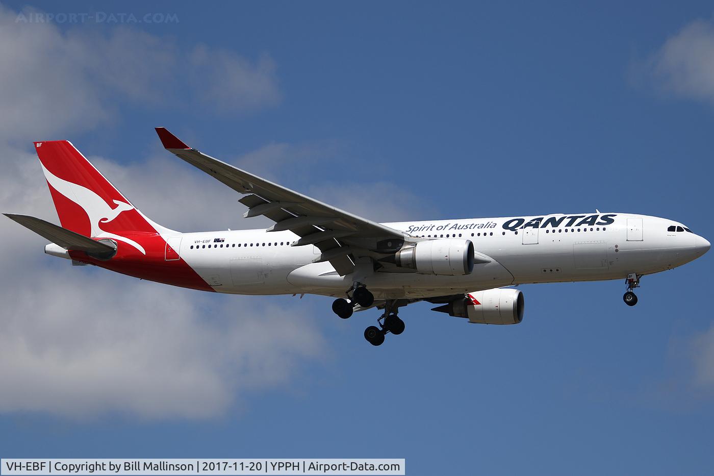 VH-EBF, 2007 Airbus A330-202 C/N 853, FINALS TO 21