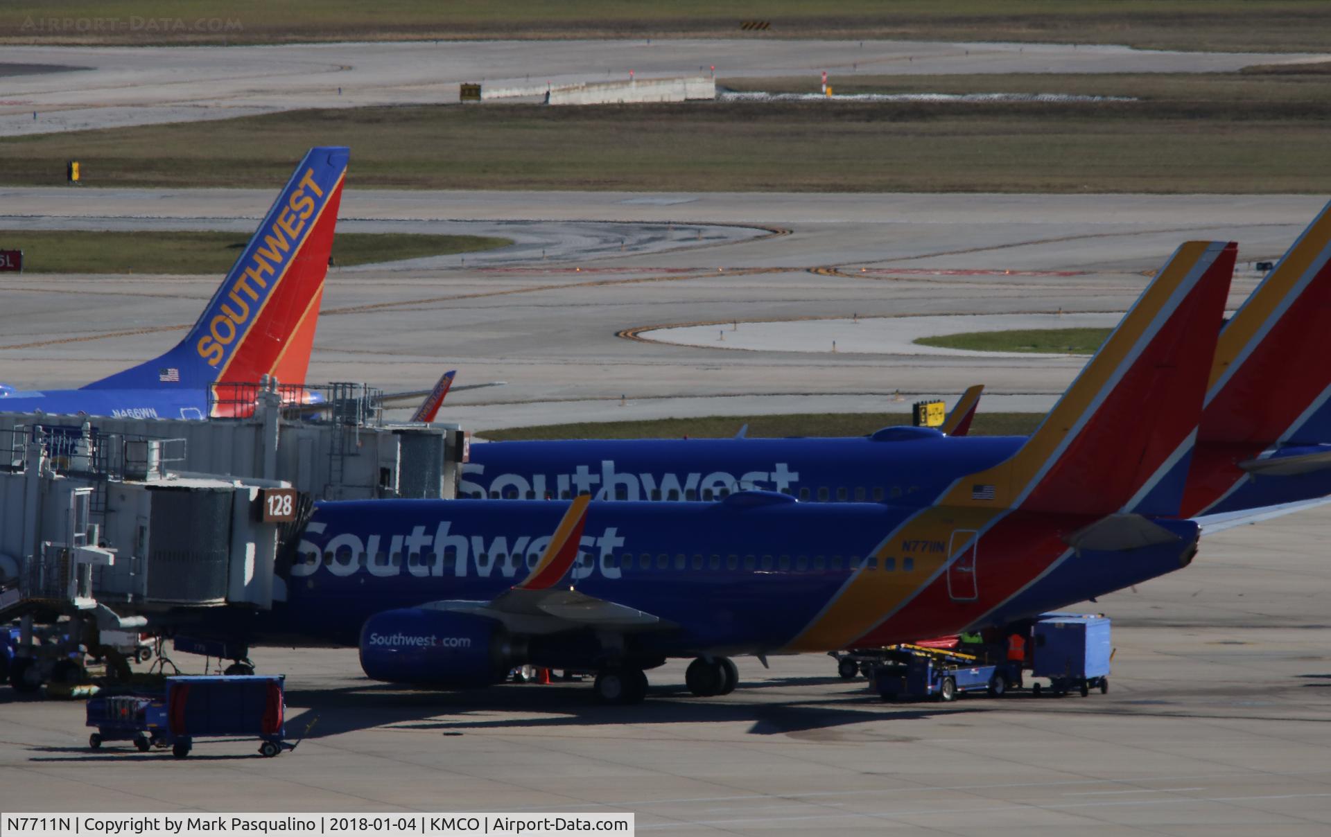 N7711N, 2005 Boeing 737-76N C/N 32657, Boeing 737-700