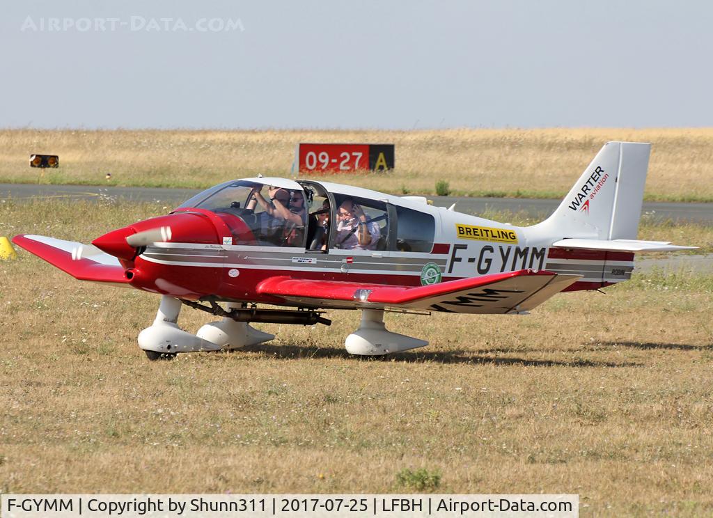 F-GYMM, Robin DR-400-140B Major C/N 2161, Parked in the grass...