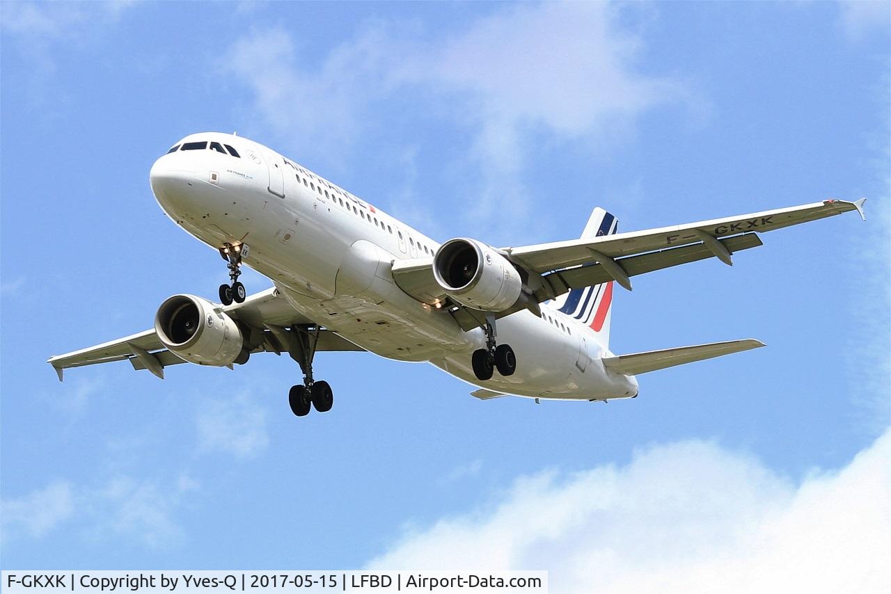 F-GKXK, 2003 Airbus A320-214 C/N 2140, Airbus A320-214, Short approach rwy 23, Bordeaux-Mérignac airport (LFBD-BOD)