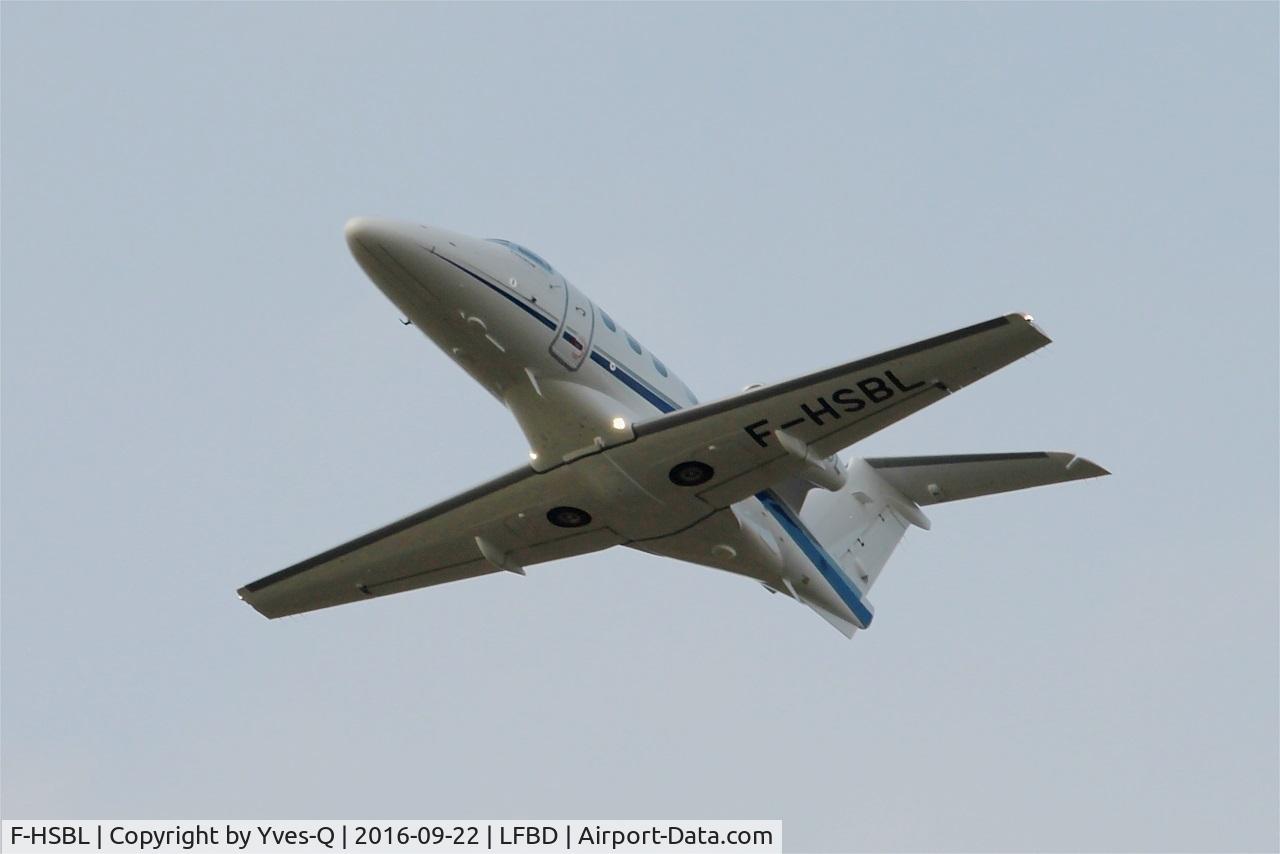 F-HSBL, 2014 Embraer EMB-500 Phenom 100 C/N 50000353, Embraer EMB-500 Phenom 100, Take off rwy 23, Bordeaux Mérignac airport (LFBD-BOD)