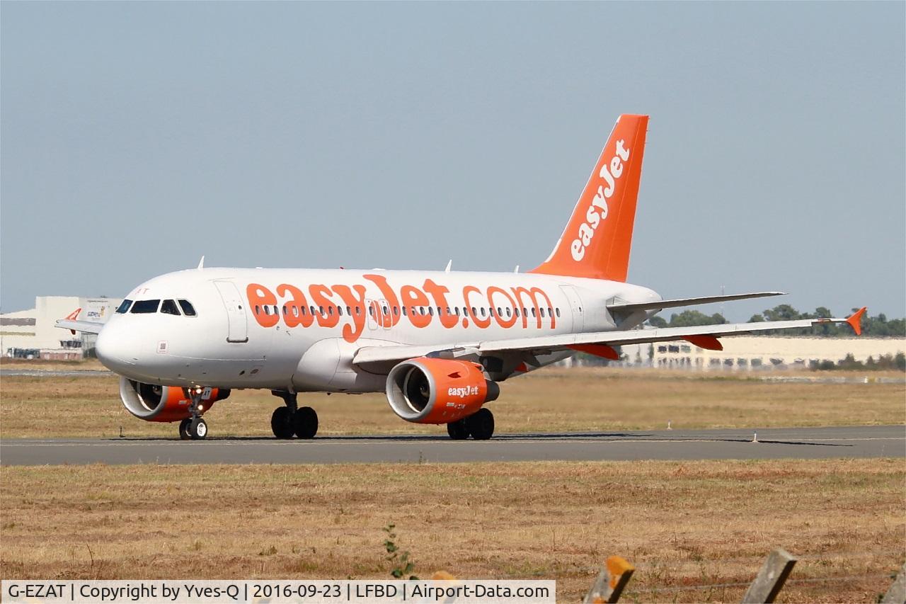 G-EZAT, 2006 Airbus A319-111 C/N 2782, Airbus A319-111, Taxiing to holding point Delta rwy 05, Bordeaux Mérignac airport (LFBD-BOD)