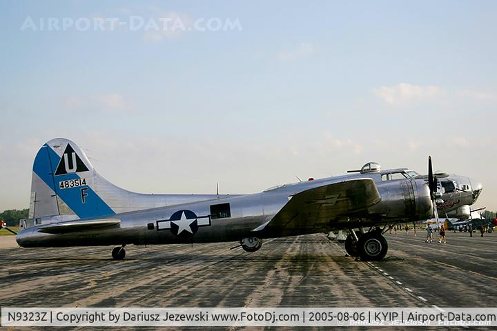 N9323Z, 1944 Boeing B-17G-85-DL Flying Fortress C/N 32155, Boeing B-17G Flying Fortress 