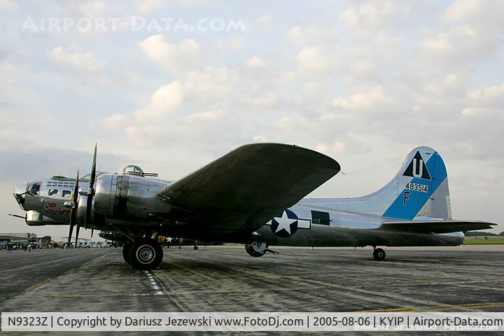N9323Z, 1944 Boeing B-17G-85-DL Flying Fortress C/N 32155, Boeing B-17G Flying Fortress 