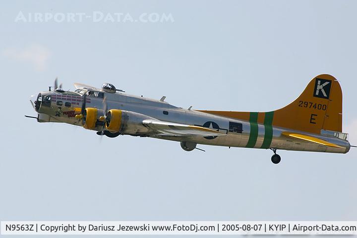 N9563Z, 1944 Boeing B-17G Flying Fortress C/N 32204, Boeing B-17G Flying Fortress 