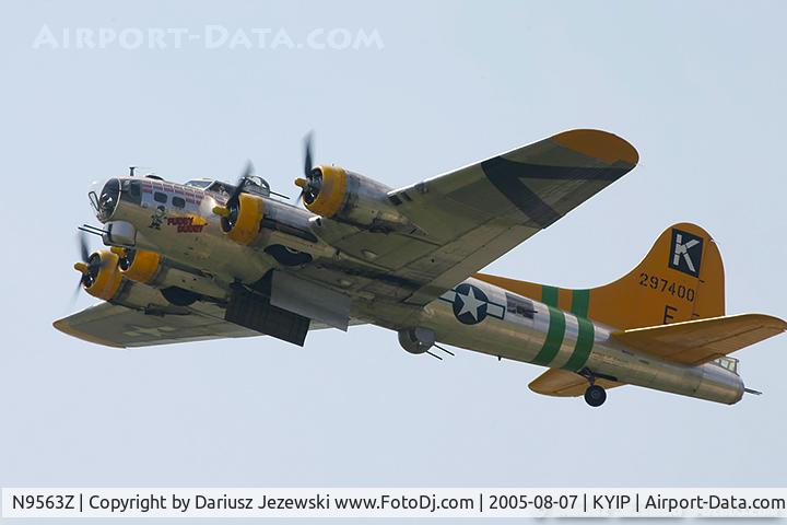 N9563Z, 1944 Boeing B-17G Flying Fortress C/N 32204, Boeing B-17G Flying Fortress 