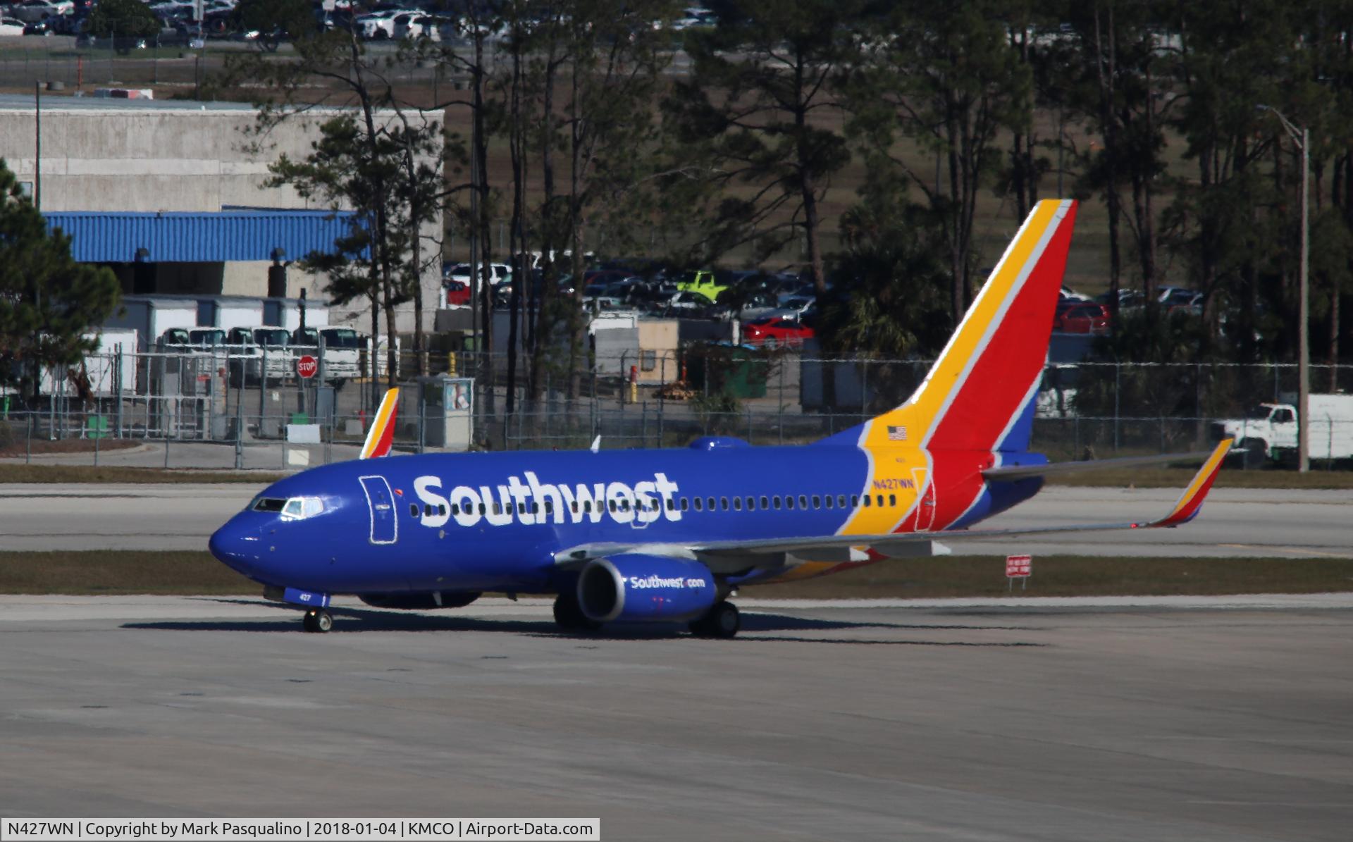 N427WN, 2002 Boeing 737-7H4 C/N 29831, Boeing 737-700
