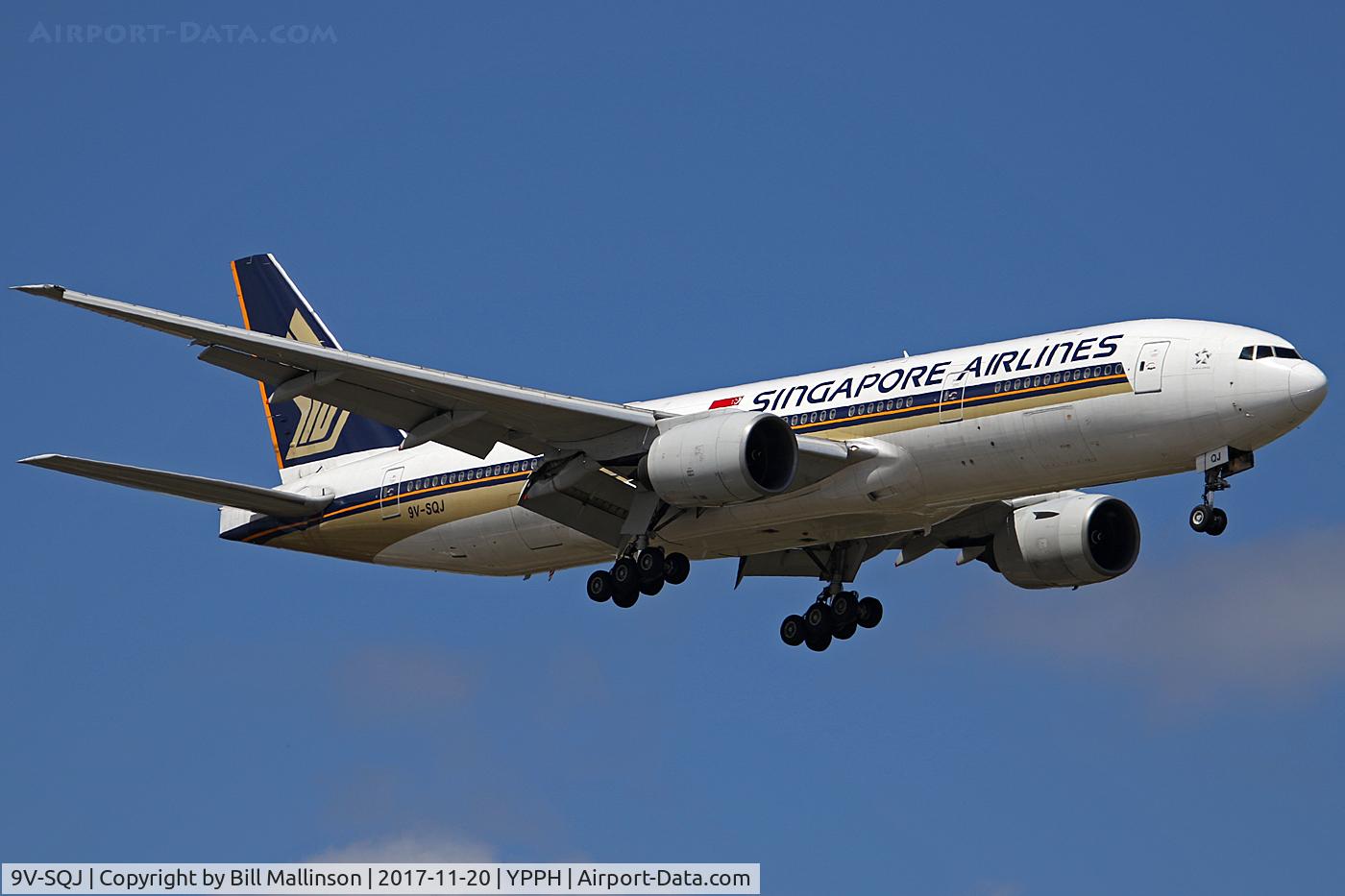 9V-SQJ, 2002 Boeing 777-212/ER C/N 30875, FINALS TO 21