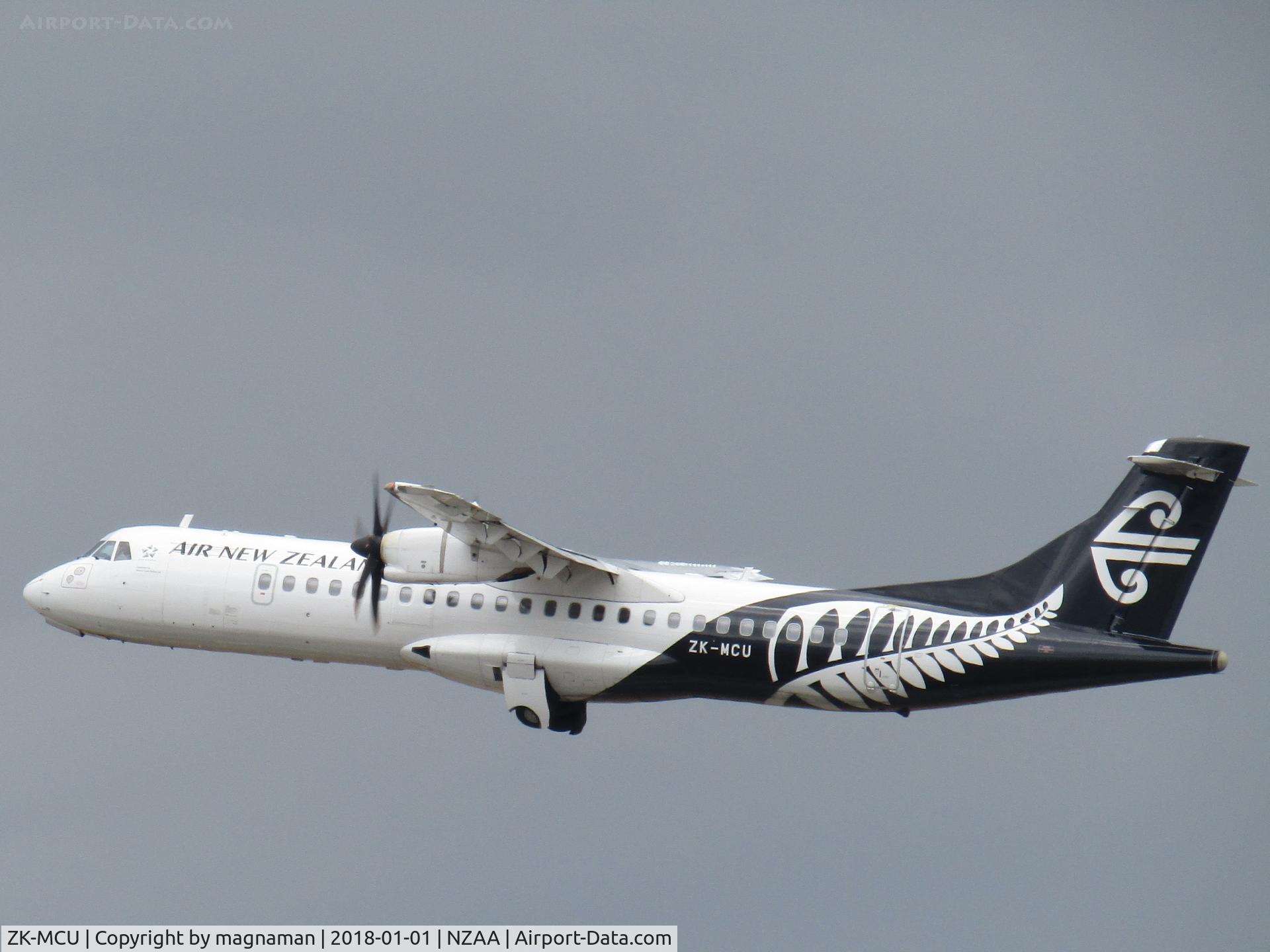 ZK-MCU, 2000 ATR 72-212A C/N 632, leaving dark skies behind