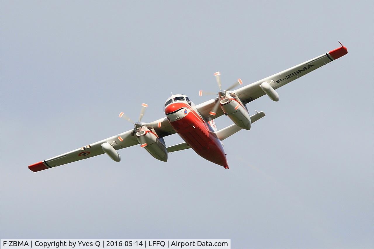 F-ZBMA, Grumman Conair S-2T Turbo Firecat C/N 461/021, Grumman TS-2A Conair Turbo Firecat, On display, La Ferté-Alais airfield (LFFQ) Air show 2016